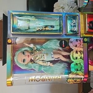 MGA Entertainment Rainbow High Doll Daphne Minton